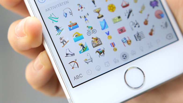 WhtsApp emoticons iPhone