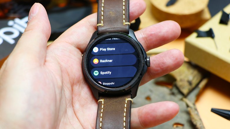 TicWatch Pro 5 TicWatch Pro 5