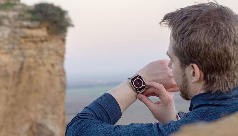 Test de l'Apple Watch Ultra: Un SUV full option à votre poignet NextPit apple watch ultra hero b