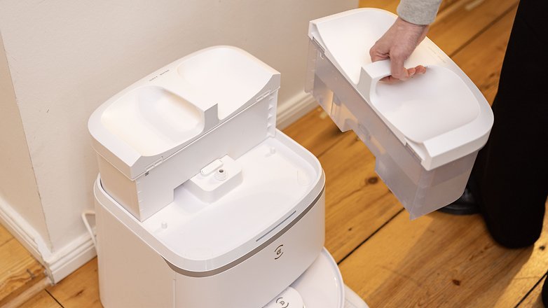 La station d'accueil de l'Ecovacs Deebot T30 Pro Omni La station d'accueil de l'Ecovacs Deebot T30 Pro Omni