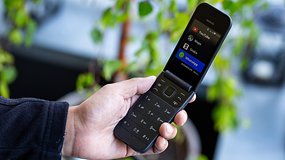 Nokia 2720 Flip e Nokia 800 Tough: i feature phone con funzionalità speciali