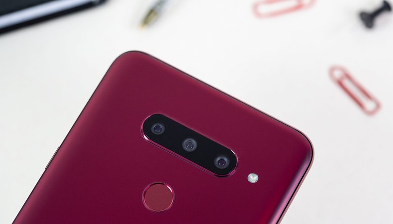 Incrível: LG registra patente de smartphone com 16 câmeras LG V40 04