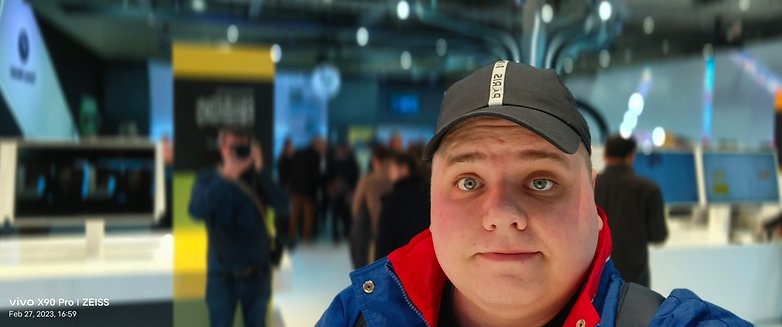 Beispielfoto des Vivo X90 Pro - Selfie von Antoine Beispielfoto des Vivo X90 Pro - Selfie von Antoine