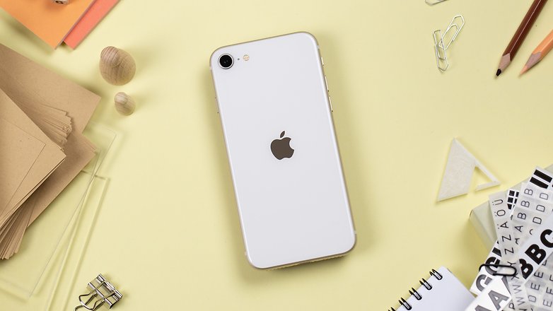 Apple iPhone SE 2022 Apple iPhone SE 2022