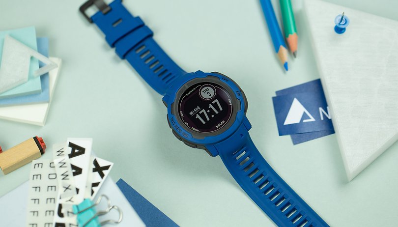 Test de la Garmin Instinct 2: Une montre connectée sportive généreuse et abordable NextPit Garmin Instinct 2 Solar