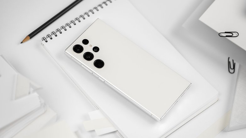 I found the Cream color of the Galaxy S23 Ultra to be particularly pleasing. The Galaxy S23 Ultra in Cream.