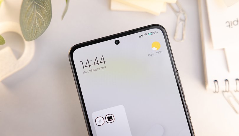 Xiaomi 13T Pro + gratis Tablet und Handyvertrag nur 29,99 € monatlich! nextpit Xiaomi 13T Pro Front Camera