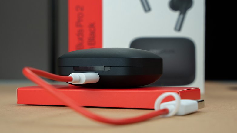 OnePlus Buds Pro 2 charging cable OnePlus Buds Pro 2 charging cable
