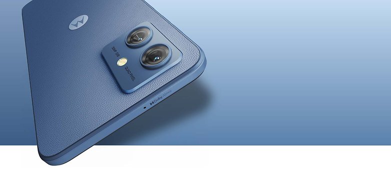 Le Moto G54 incliné vu de dos Le Moto G54 incliné vu de dos