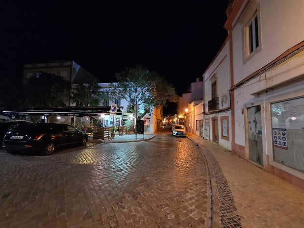 Samsung Galaxy A54 review sample: Ultra-wide-angle (0.5x) - night mode off