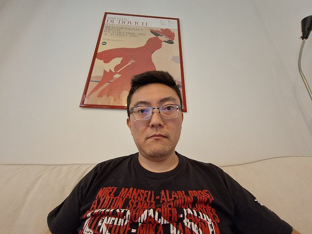 Galaxy Tab S9 FE+ - Selfie ultra-grand angle